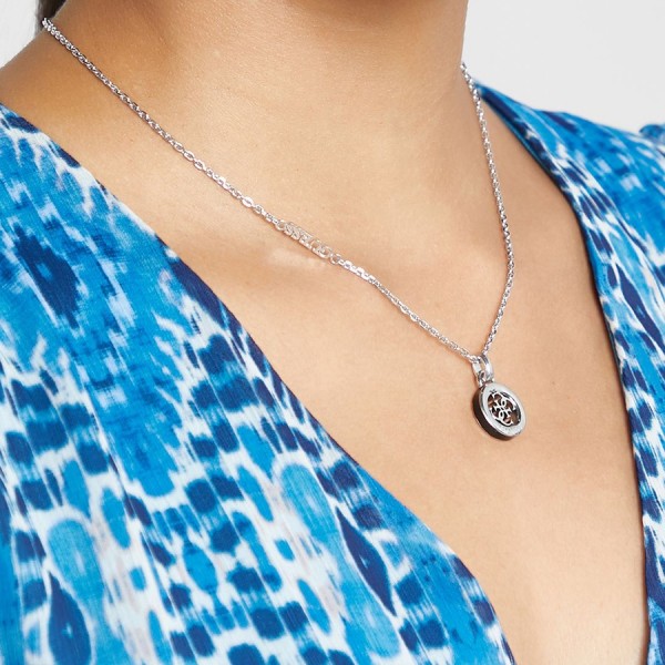 Дамско колие Guess JUBN02288JWRHBKT/U